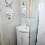 Romilia Aparthotel