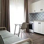 Romilia Aparthotel