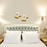 Aparthotel Romilia 4*