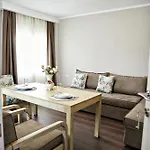 Romilia Aparthotel Xilagani