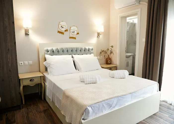 Aparthotel Romilia 4*