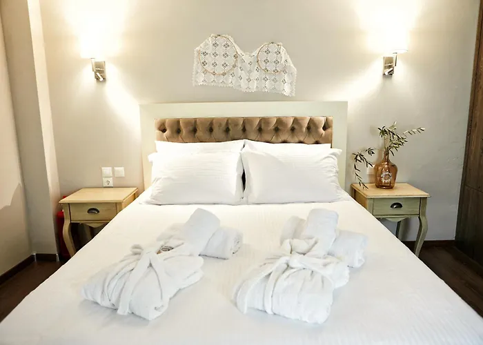 Romilia Aparthotel 4*